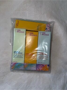 Good Molecules Skincare set - Mint, Yellow & Light Blue